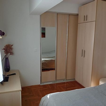 Apartment Nikol Pula Exterior foto